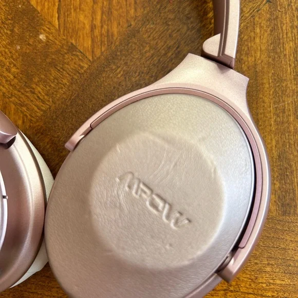 MPOW Noise cancelling Headphones - Bluetooth, wireless